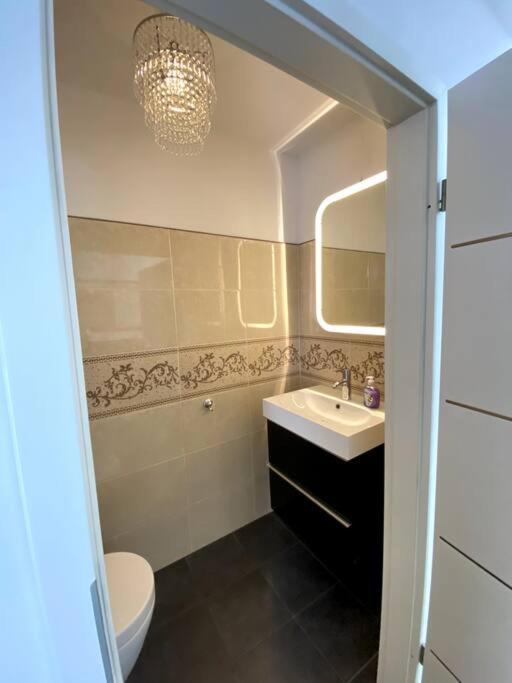 Villa Mit Pool 지그부르크 외부 사진